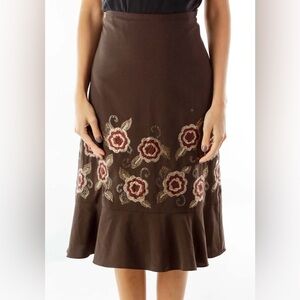 Ann Taylor Loft Brown Flounce Skirt Embroidered Flowers Size 6